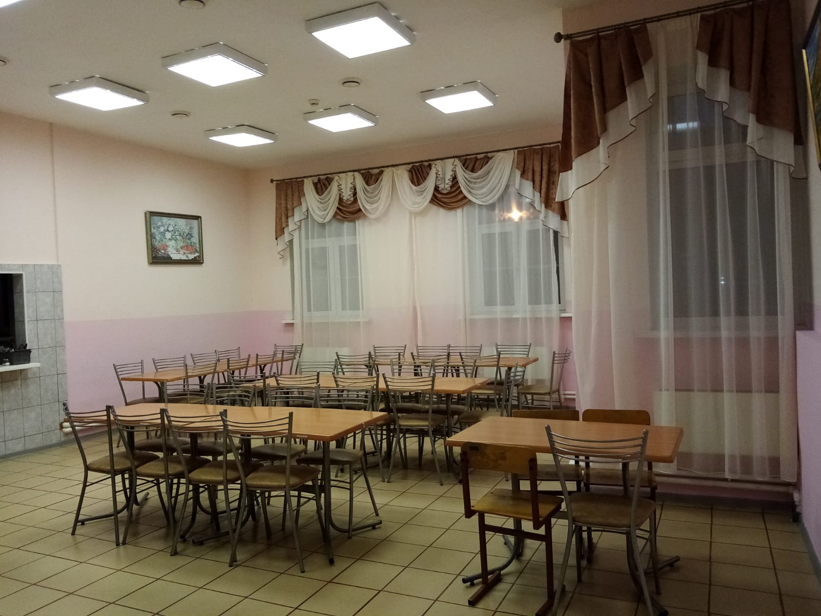 Зал для приема пищи.